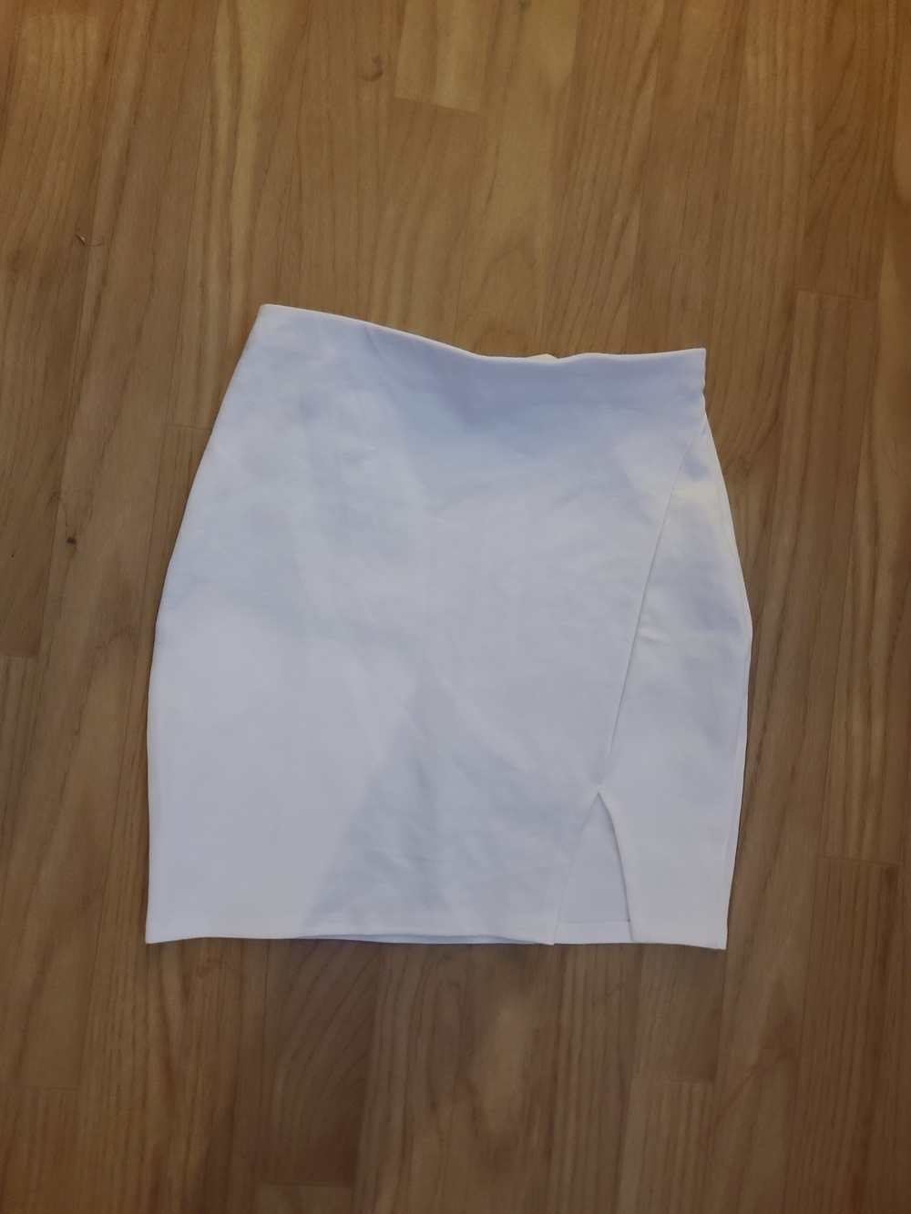 Chocolate White Mini Skirt with Side Slit